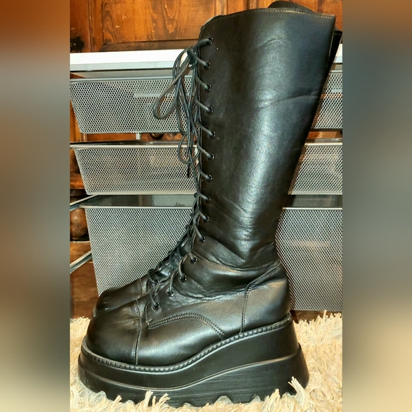 Black Chunky Boots - Picture 7 of 12